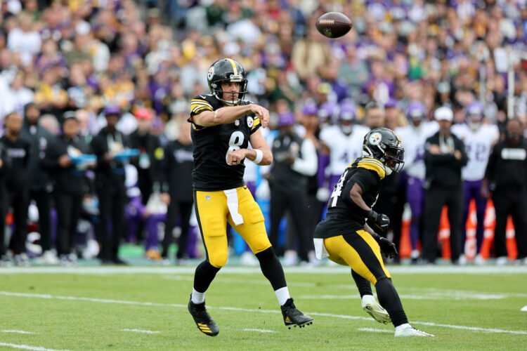 Aaron Rodgers and first-place Steelers are hardly getting ahead of themselves as Browns visit